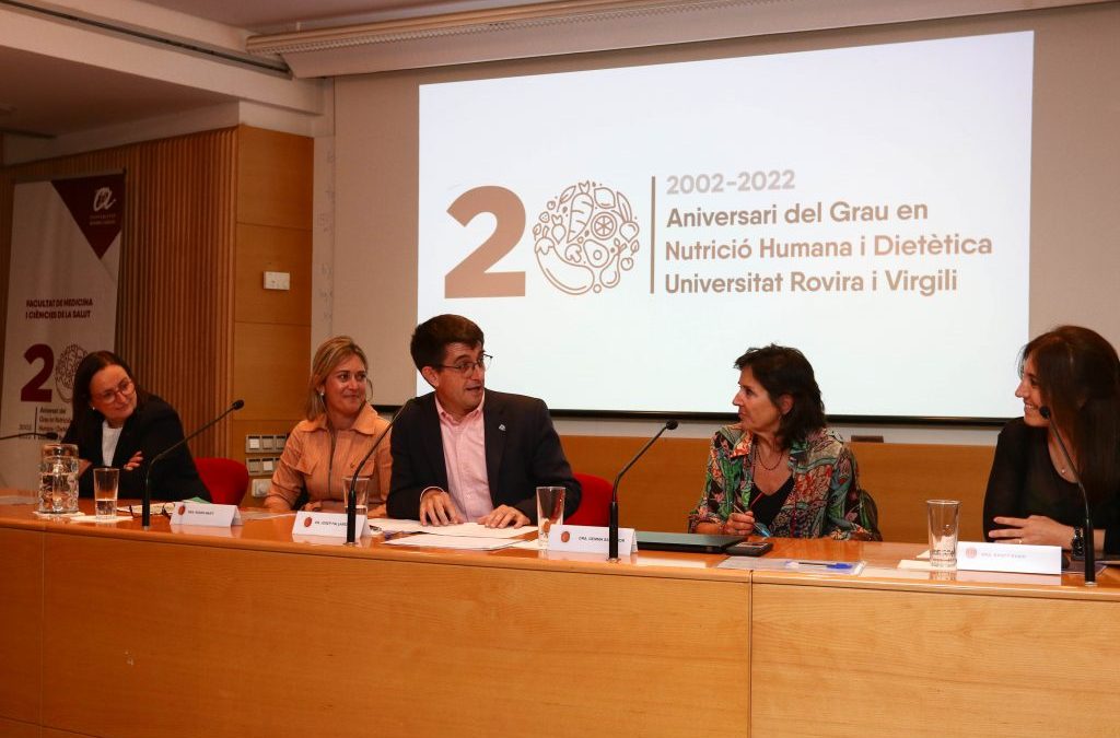 COMMEMORACIÓ DELS 20 ANYS DE LA IMPLANTACIÓ DE L’ENSENYAMENT DE NUTRICIÓ HUMANA I DIETÈTICA