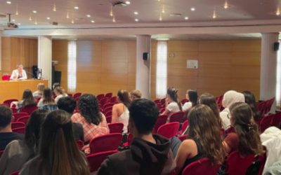 “Roser Martí, presidenta del CoDiNuCat, participa a la Jornada de Sortides Professionals de la URV”v